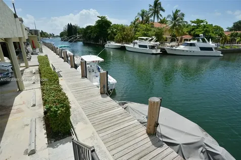 2500 NE 135 North Miami FL 33181