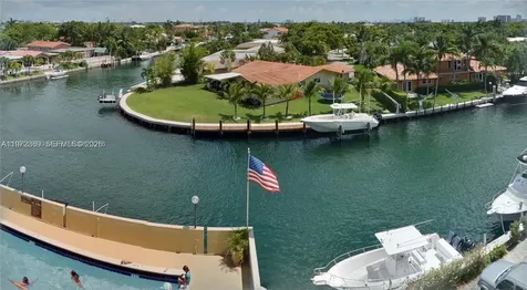 2500 NE 135 North Miami FL 33181