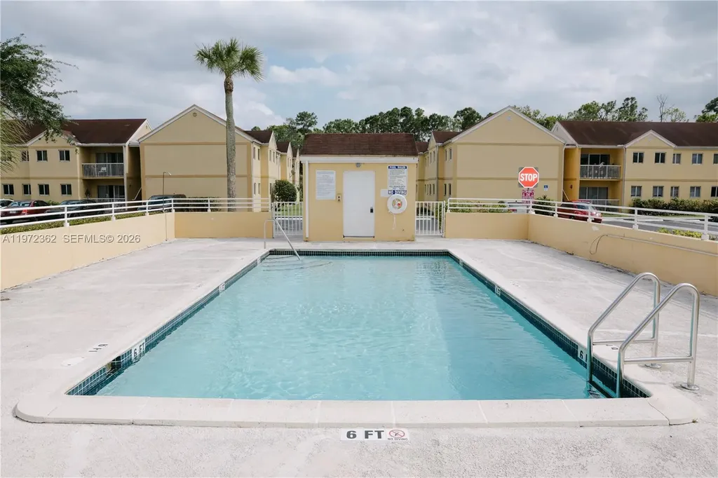 13820 SW 112th Street Miami FL 33186