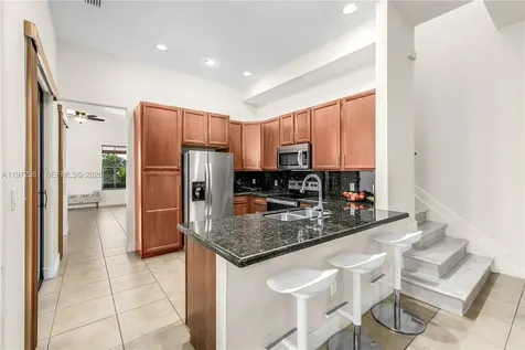 3700 NW 84th Way Cooper City FL 33024