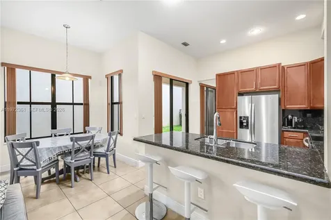 3700 NW 84th Way Cooper City FL 33024