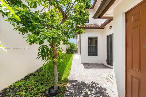 3700 NW 84th Way Cooper City FL 33024