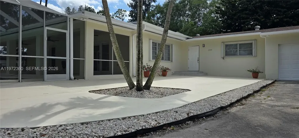 6500 SW 82nd Avenue Miami FL 33143
