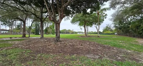 6500 SW 82nd Avenue Miami FL 33143