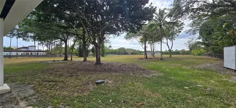 6500 SW 82nd Avenue Miami FL 33143