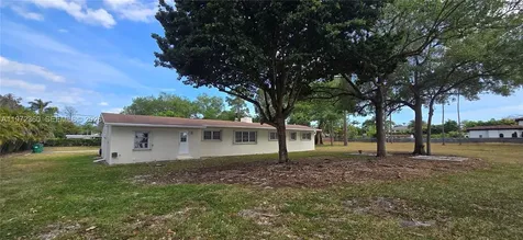6500 SW 82nd Avenue Miami FL 33143