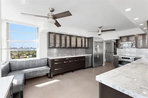 5660 Collins Avenue Miami Beach FL 33140