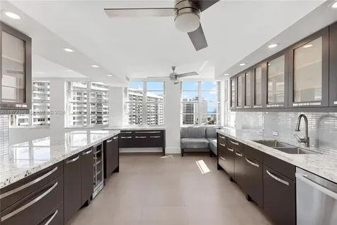 5660 Collins Avenue Miami Beach FL 33140