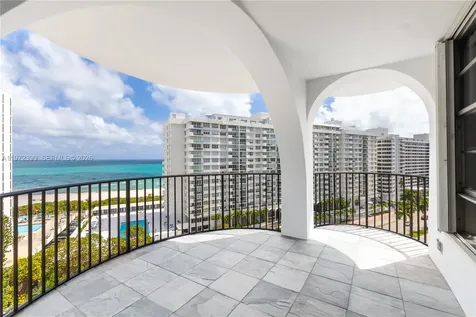 5660 Collins Avenue Miami Beach FL 33140