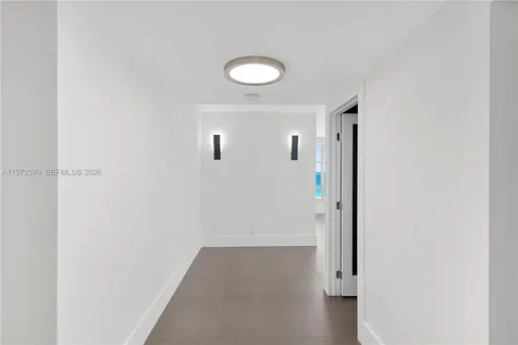 5660 Collins Avenue Miami Beach FL 33140