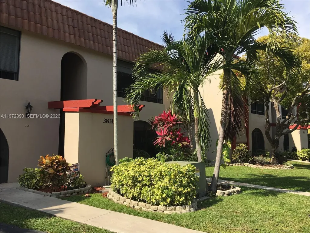 3831 NW 84th Avenue Sunrise FL 33351