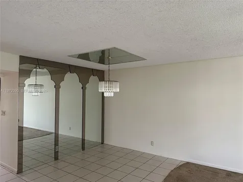 3831 NW 84th Avenue Sunrise FL 33351