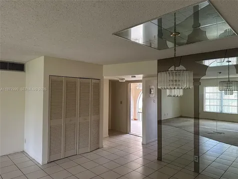 3831 NW 84th Avenue Sunrise FL 33351