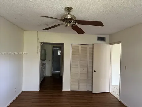 3831 NW 84th Avenue Sunrise FL 33351