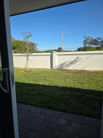 2741 SE 24th Court Homestead FL 33035