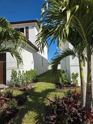 2741 SE 24th Court Homestead FL 33035