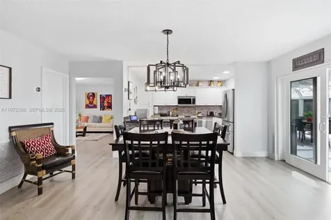 431 S Old Hiatus Road Plantation FL 33325