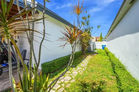 14360 SW 156th Terrace Miami FL 33177