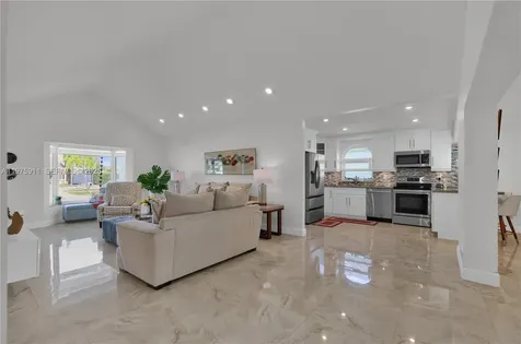 14360 SW 156th Terrace Miami FL 33177