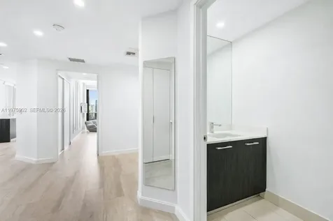 45 SW 9th Street Miami FL 33130