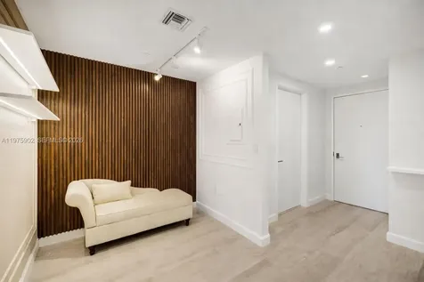 45 SW 9th Street Miami FL 33130