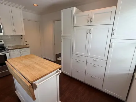 1420 Baracoa Avenue Coral Gables FL 33146