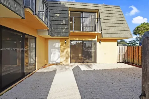 2206 22nd Way West Palm Beach FL 33407