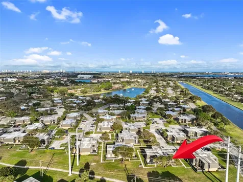 2206 22nd Way West Palm Beach FL 33407