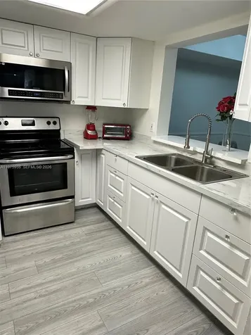 2055 SW 122nd Avenue Miami FL 33175