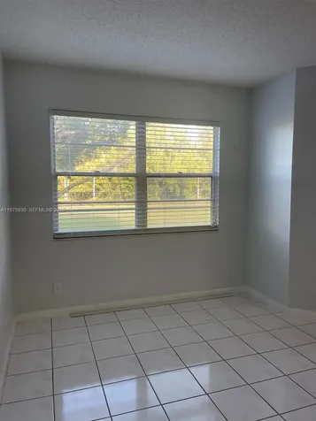 1110 SW 125th Avenue Pembroke Pines FL 33027