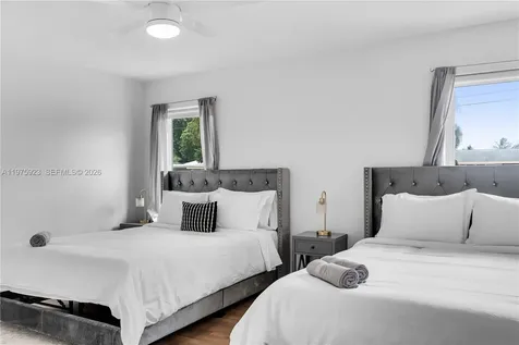 617 NW 30th Court Wilton Manors FL 33311