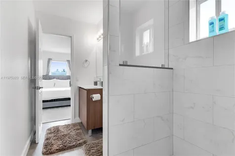 617 NW 30th Court Wilton Manors FL 33311