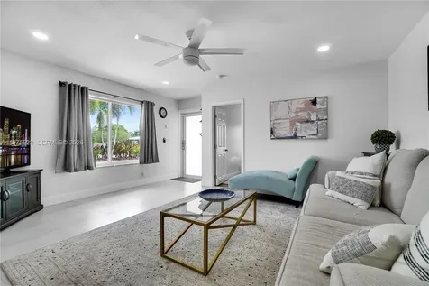617 NW 30th Court Wilton Manors FL 33311