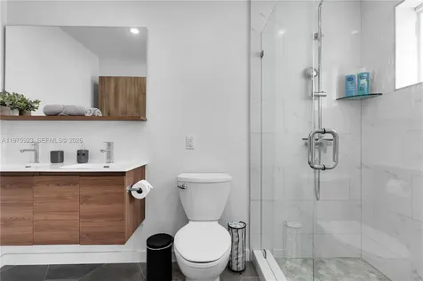 617 NW 30th Court Wilton Manors FL 33311