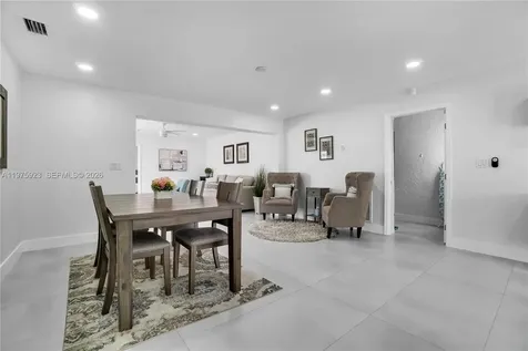 617 NW 30th Court Wilton Manors FL 33311