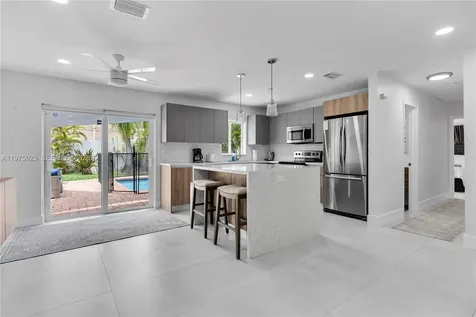 617 NW 30th Court Wilton Manors FL 33311
