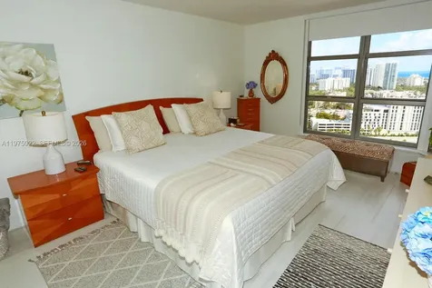 3530 Mystic Pointe Drive Aventura FL 33180