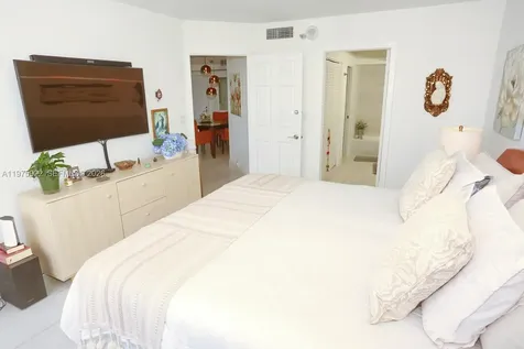 3530 Mystic Pointe Drive Aventura FL 33180