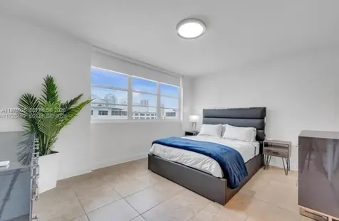 999 Brickell Bay Drive Miami FL 33131