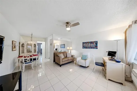 1015 SW 11th Avenue Hallandale Beach FL 33009