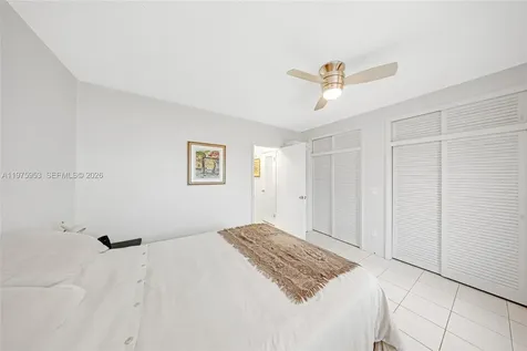 1015 SW 11th Avenue Hallandale Beach FL 33009