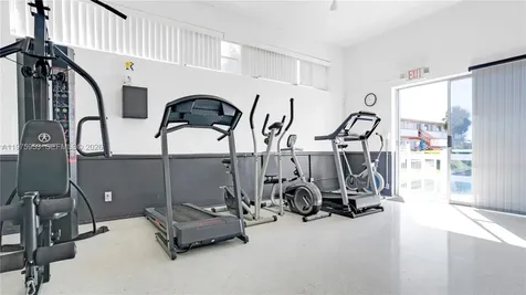 1015 SW 11th Avenue Hallandale Beach FL 33009
