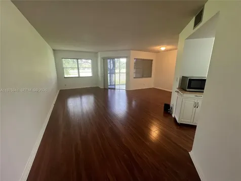 1300 SW 125th Avenue Pembroke Pines FL 33027
