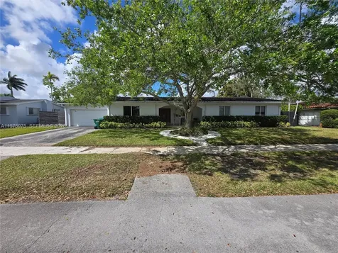 8620 SW 85th Avenue Miami FL 33143