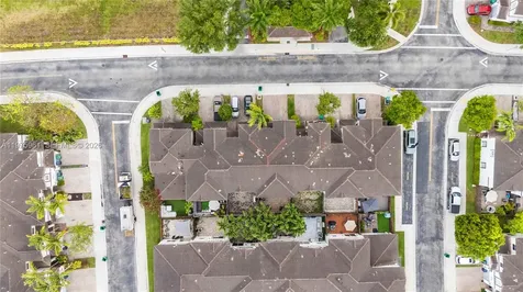 11476 NW 77th Lane Doral FL 33178