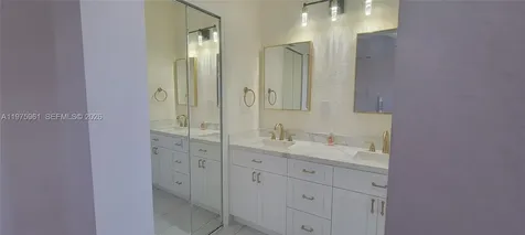 11476 NW 77th Lane Doral FL 33178