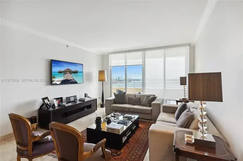 808 Brickell Key Drive Miami FL 33131