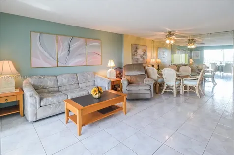101 SE 3rd Avenue Dania Beach FL 33004