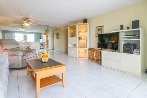101 SE 3rd Avenue Dania Beach FL 33004