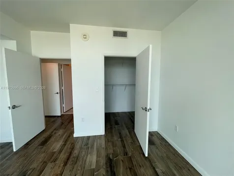 253 NE 2nd Street Miami FL 33132